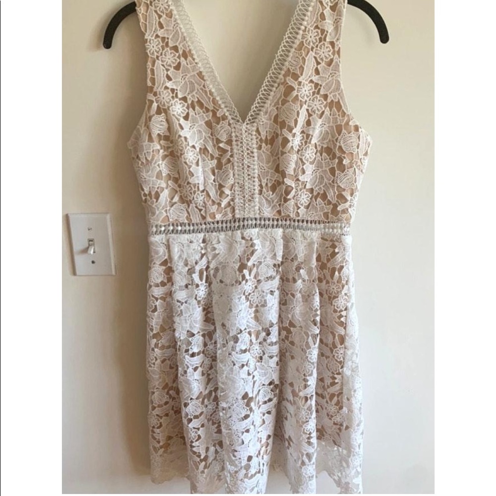 Francessca’s Lace White Dress
